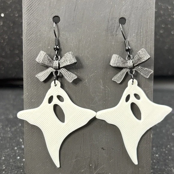 Cute Ghost Earrings 👻 with Black Bow – Halloween Dangle Jewelry - Picture 1 of 4